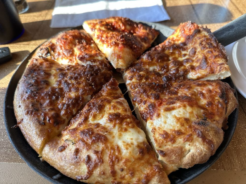 Samosky's Homestyle Pizzeria Samosky's Homestyle Pizzeria