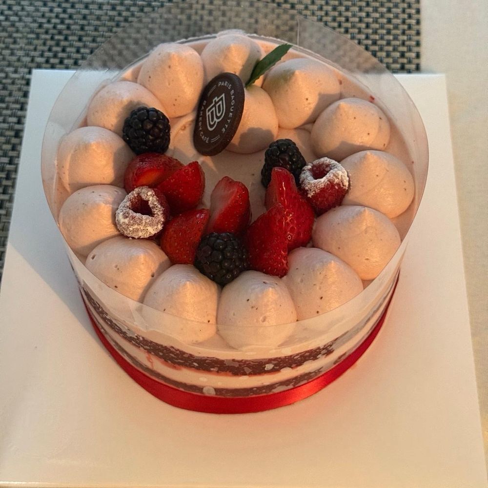 Paris Baguette - Red Velvet Cake - Bakeries Near Me - Aurora, Colorado
