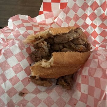 Ginger Restaurant - Beef banh mi - Vietnamese Near Me - Toronto, Ontario
