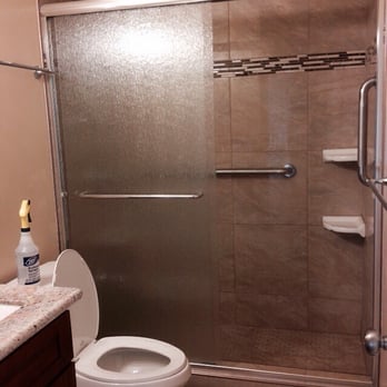 Arcade Green - Bathroom tile work. Materials selected and installed by Troy and Hawaii Building Supply. - Cabinetry Near Me - Honolulu, Hawaii