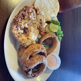 Blue Springs Cafe - Fried steak sandwich with onion rings - American Near Me - Highland, Illinois Blue Springs Cafe - Fried steak sandwich with onion rings - American Near Me - Highland, Illinois