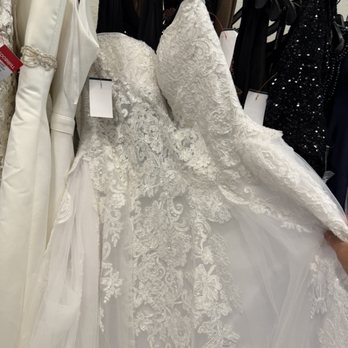 Deja Blue Boutique  - wedding dress - Thrift Stores Near Me - Las Vegas, Nevada