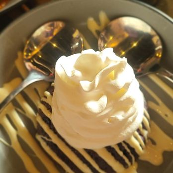 Vang Go Bistro - Ube brownie - Comfort Food Near Me - Norfolk, Virginia