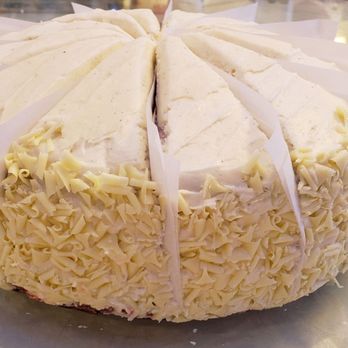 California Pizza Kitchen - Red Velvet Cake pre-sliced with 12 slices - Pizza Near Me - Rancho Cucamonga, California California Pizza Kitchen - Red Velvet Cake pre-sliced with 12 slices - Pizza Near Me - Rancho Cucamonga, California