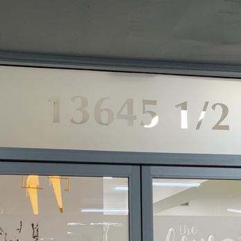 Nest Play LA - Indoor playground, children's boutique - Indoor Playcenter Near Me - Van Nuys, California