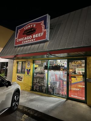 Tony's Chicago Beef Company by null