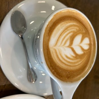 Houndstooth Coffee - Pretty latte art. - Coffee & Tea Near Me - Austin, Texas