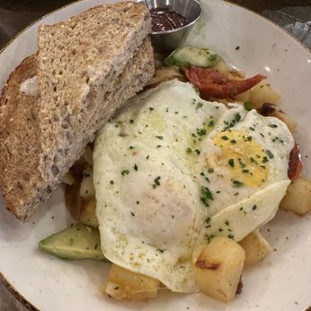 First Watch - Farmhouse hash - American Near Me - Chantilly, Virginia