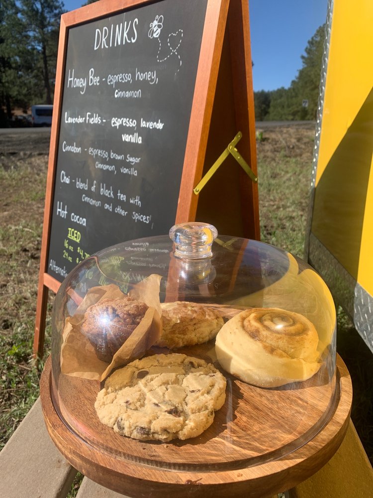Honey Pie Bakery Logo