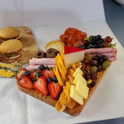 Gourmet Queen - Mini Muffaletta & Charcuterie Board