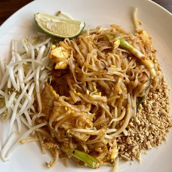 Little Thai Kitchen - Thai Near Me - Spring Valley, California