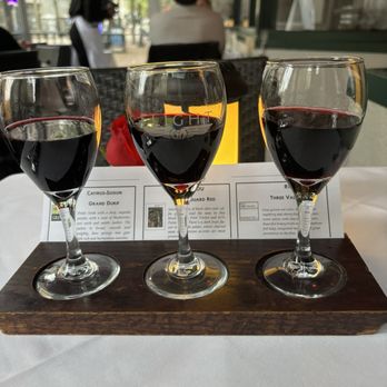 Flight Restaurant and Wine Bar - Red Wine Flight - Wine Bars Near Me - Memphis, Tennessee Flight Restaurant and Wine Bar - Red Wine Flight - Wine Bars Near Me - Memphis, Tennessee