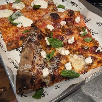 L'industrie Pizzeria - Pizza Near Me - Brooklyn, New York L'industrie Pizzeria - Pizza Near Me - Brooklyn, New York