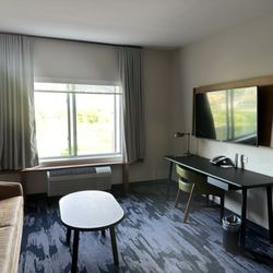 Fairfield by Marriott Inn & Suites Tulsa Catoosa - Suite part of room 317