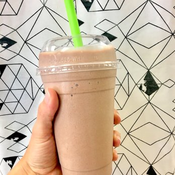 Penn Nutrition - a hand holding a smoothie - Juice Bars & Smoothies Near Me - Richfield, Minnesota Penn Nutrition - a hand holding a smoothie - Juice Bars & Smoothies Near Me - Richfield, Minnesota