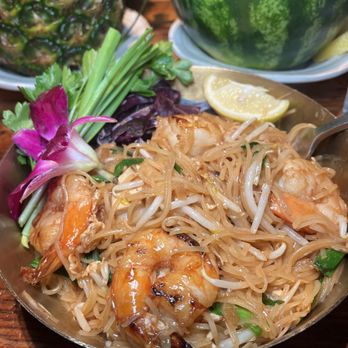 Lemongrass Brooklyn - Shrimp pad Thai - Thai Near Me - Brooklyn, New York Lemongrass Brooklyn - Shrimp pad Thai - Thai Near Me - Brooklyn, New York