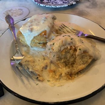 Jacoby's Restaurant & Mercantile - Biscuits and gravy - New American Near Me - Austin, Texas