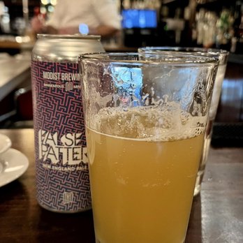 112 Eatery - FALSE PATTERN PALE ALE - New American Near Me - Minneapolis, Minnesota 112 Eatery - FALSE PATTERN PALE ALE - New American Near Me - Minneapolis, Minnesota