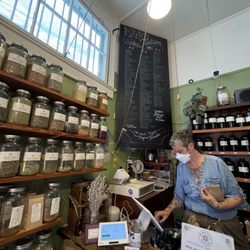 Miss Anne's Maypop Herb Shop - List of tintures