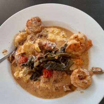 The 5 Spot - Shrimp and grits - American Near Me - Savannah, Georgia The 5 Spot - Shrimp and grits - American Near Me - Savannah, Georgia