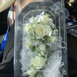 Corsage Corsage