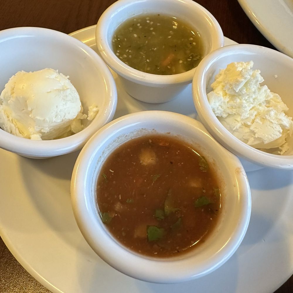 Joe's Diner House - Homemade Salsa. Both are good but the green is my favorite! - Breakfast & Brunch Near Me - Los Angeles, California Joe's Diner House - Homemade Salsa. Both are good but the green is my favorite! - Breakfast & Brunch Near Me - Los Angeles, California