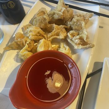 Golden Phoenix - Shrimp wontons - Vietnamese Near Me - Oklahoma City, Oklahoma Golden Phoenix - Shrimp wontons - Vietnamese Near Me - Oklahoma City, Oklahoma