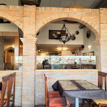 Vesuvio - Italian Near Me - Gijon, O Vesuvio - Italian Near Me - Gijon, O