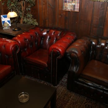 Highlander Scottish Pub - Pubs Near Me - Vienna, 9