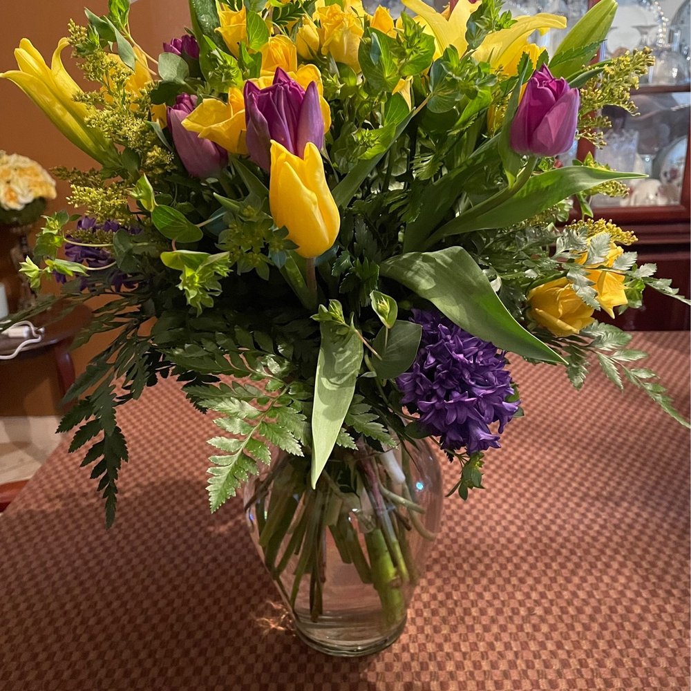 Barliz Flowers - The flowers I received - Florists Near Me - Chula Vista, California