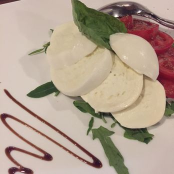 Inn Bufalito - Buffalo mozzarella caprese - Cucina campana Near Me - Sorrento, NA Inn Bufalito - Buffalo mozzarella caprese - Cucina campana Near Me - Sorrento, NA