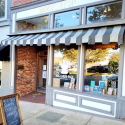 The Dog-Eared Page - Front of the shop on Main Street