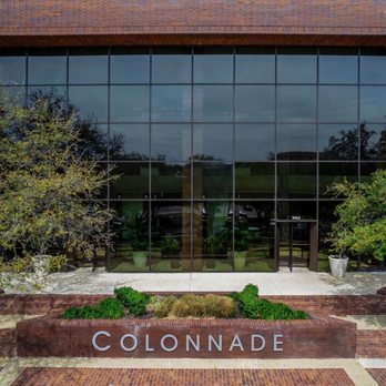 Thompson Law - Colonnade building front entrance - Personal Injury Law Near Me - San Antonio, Texas Thompson Law - Colonnade building front entrance - Personal Injury Law Near Me - San Antonio, Texas