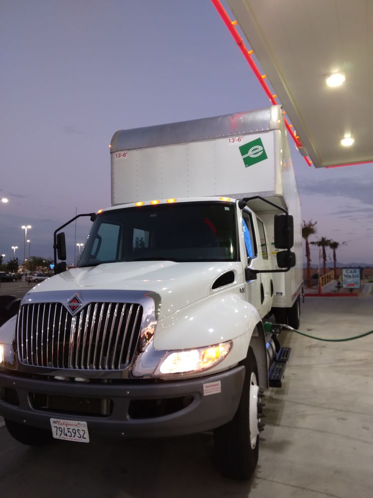 ROADRUNNER MOVERS AND STORAGE Jacksonville, Florida Movers Phone