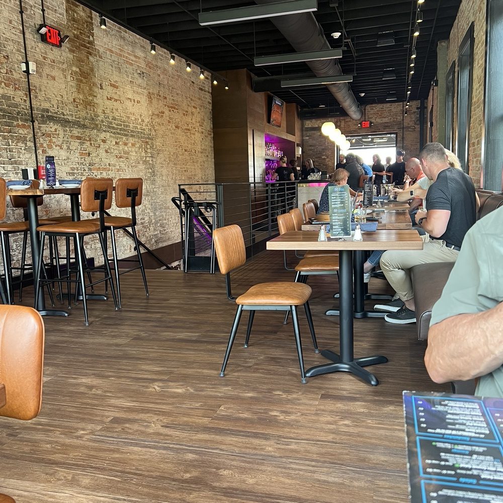 Bar Ellis - Upstairs bar and dining - Noodles Near Me - Noblesville, Indiana