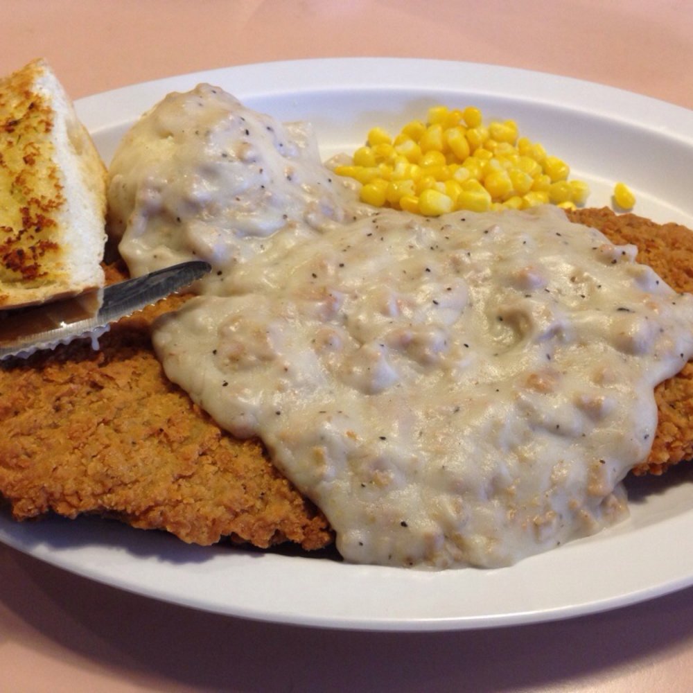 Chicken Fried Steak with Mashed Potatoes, Corn and optional Sausage Gravy from Crossroads Truck Stop, Umatilla, Oregon.