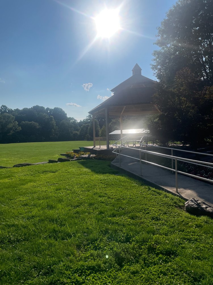 Veterans Memorial Park Image