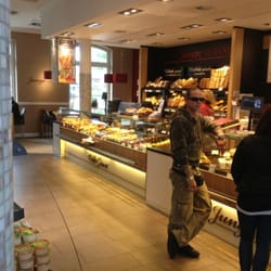Junge Die Bäckerei