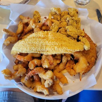 Monument Inn - All you can eat hot plate. - Seafood Near Me - La Porte, Texas Monument Inn - All you can eat hot plate. - Seafood Near Me - La Porte, Texas