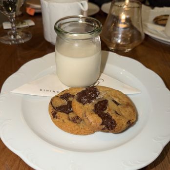 Ella Dining Room and Bar - New American Near Me - Sacramento, California