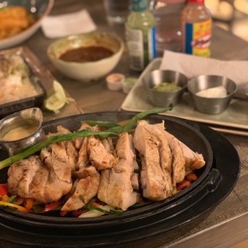 Ancho & Agave - Chicken fajitas - Mexican Near Me - Middleton, Wisconsin Ancho & Agave - Chicken fajitas - Mexican Near Me - Middleton, Wisconsin