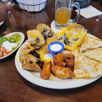 Chido's Tex-Mex Grill - Sampler platter - Tex-Mex Near Me - Laurel, Maryland