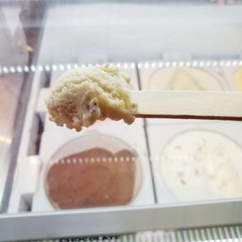Big League Waffles & Scoops - Sampling lemon crunch - Ice Cream & Frozen Yogurt Near Me - Raleigh, North Carolina