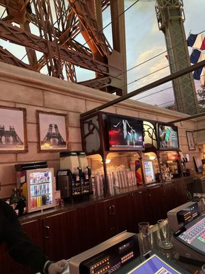 Gustav’s Bar by null