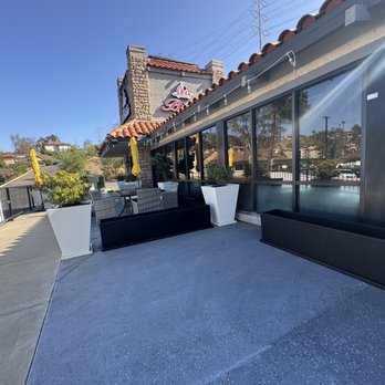Heat Bistro - Exterior Entrance (Formerly I-Hop) - Breakfast & Brunch Near Me - San Diego, California
