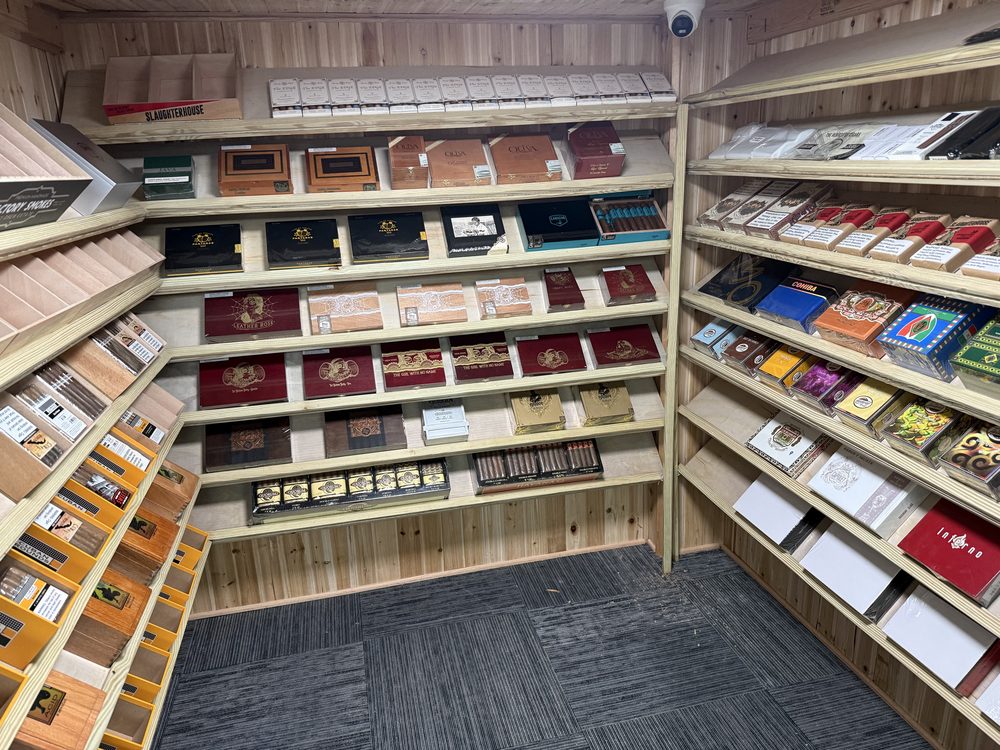 PARADISE SMOKE SHOP - Updated April 2026 - 47 Photos - 3205 Riverside ...