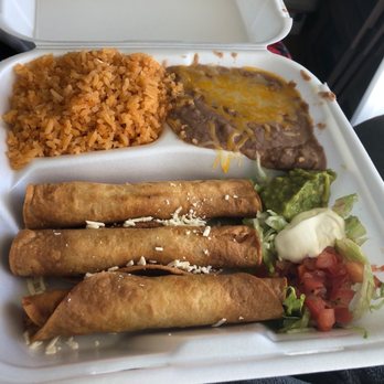De Leon's Taco & Bar - Chicken flautas with beans and rice. Real guacamole, cream and pick. Take out - Mexican Near Me - Spokane, Washington De Leon's Taco & Bar - Chicken flautas with beans and rice. Real guacamole, cream and pick. Take out - Mexican Near Me - Spokane, Washington