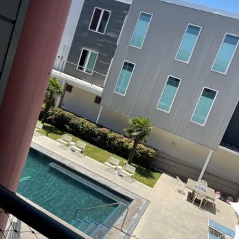 East Austin Hotel - Pool - Hotels Near Me - Austin, Texas East Austin Hotel - Pool - Hotels Near Me - Austin, Texas