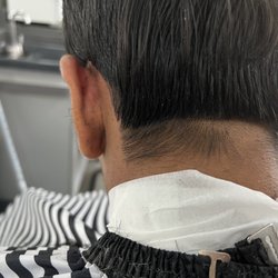 Beesley's Barber Shop