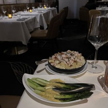 Scotch 80 Prime Steakhouse - Lobster Mac & cheese and asparagus - Steakhouses Near Me - Las Vegas, Nevada Scotch 80 Prime Steakhouse - Lobster Mac & cheese and asparagus - Steakhouses Near Me - Las Vegas, Nevada